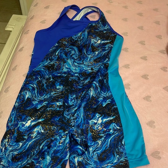Danskin Now Other - Gymnastics leotard with shorts